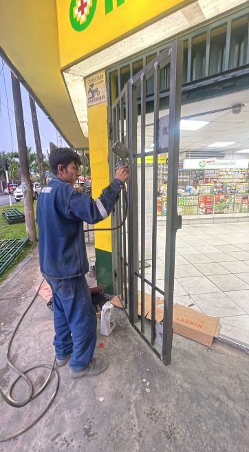 Puertas y rejas